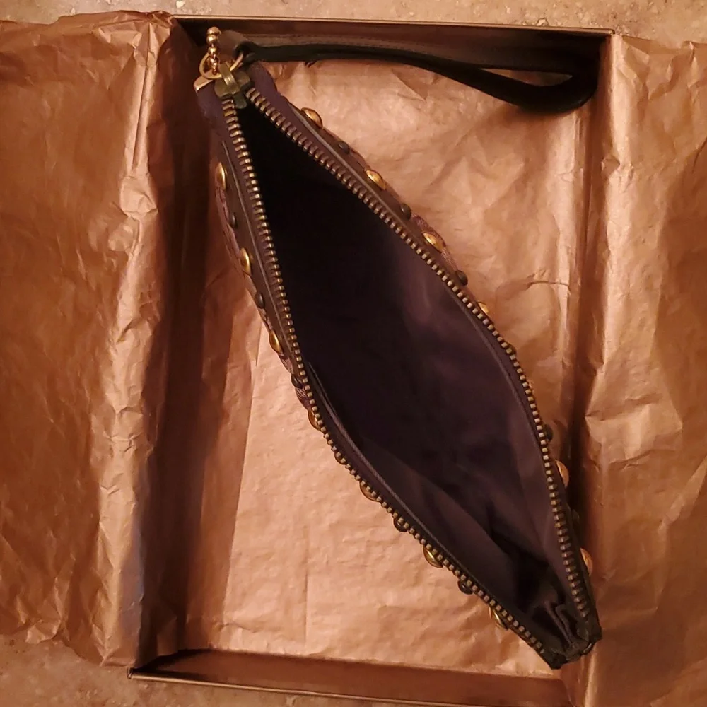 Gucci Babouska Wristlet 🎊HP🎊 - Picture 5 of 8